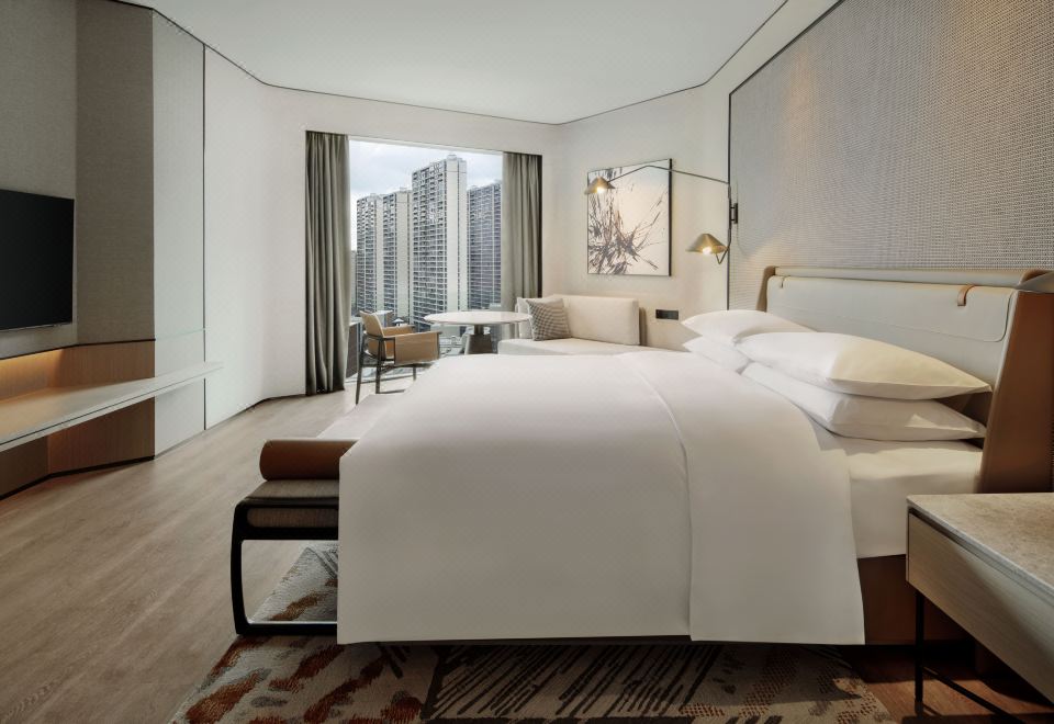 豪華園林城景大床房