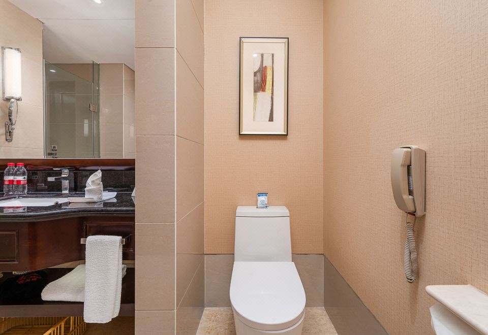 荷里活·特大大床房「超寬舒睡空間+定制床墊+品質床品」