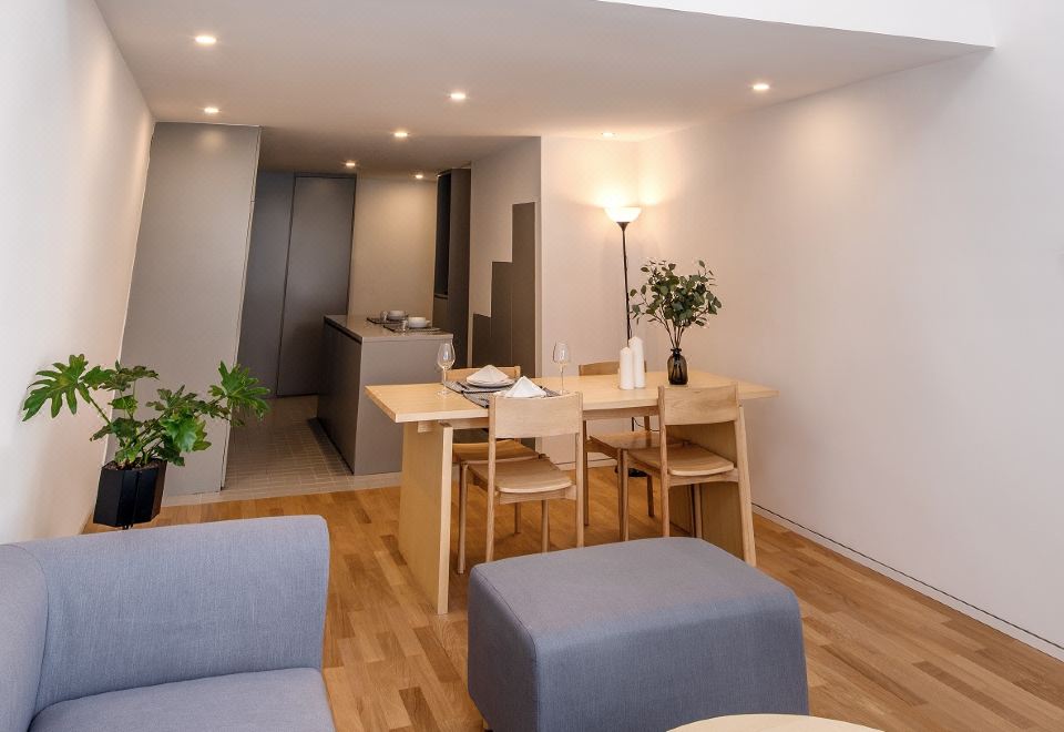 精品复式一居室（带厨房洗衣机客厅）