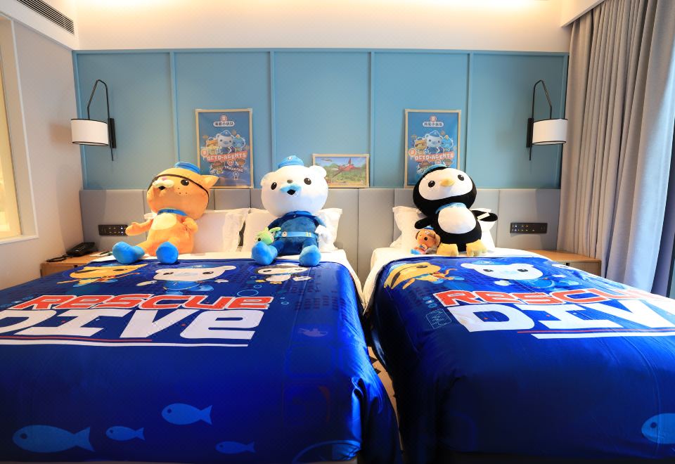 海底小縱隊親子房（智能客控+MINI吧+天然乳膠枕）