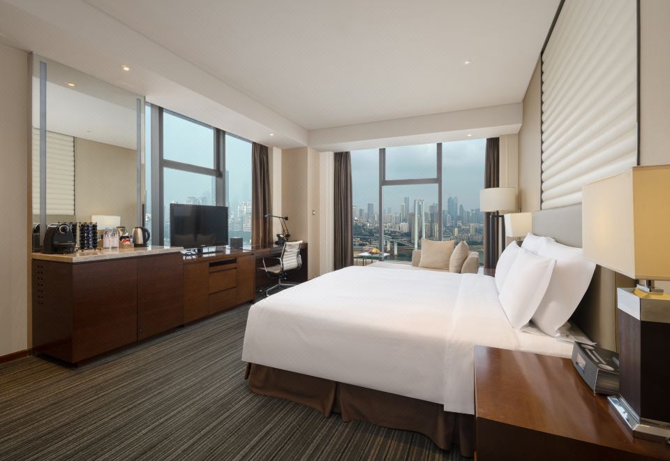 行政江景大床房