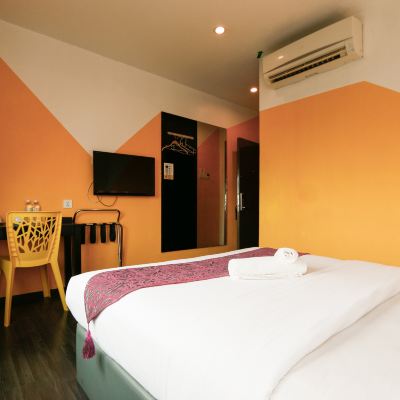 Bilik Queen Standard Kupon Golden Roof Hotel Ampang Ipoh