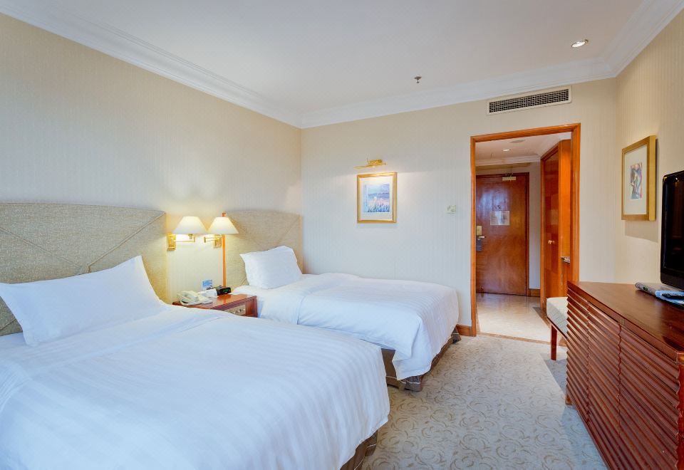 Crowne Plaza QingdaoCrowne Plaza Superior Room-Two Beds