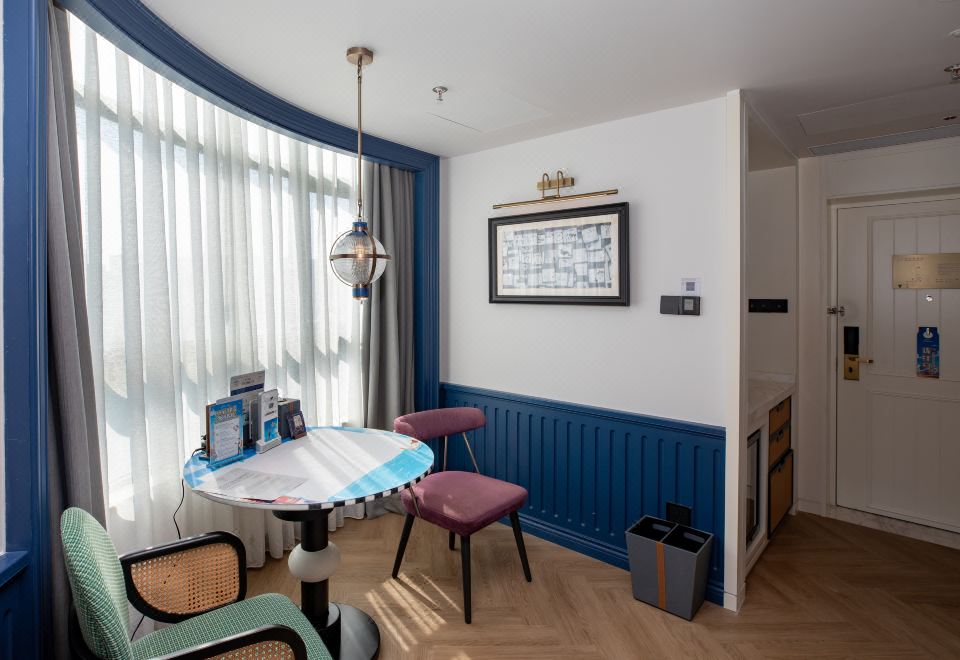 奇趣戏梦剧场AI亲子主题房-双床