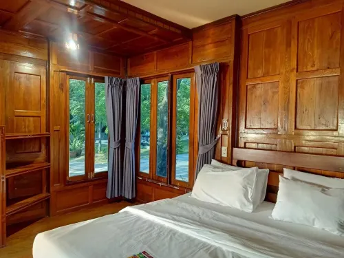 Baan Naituek