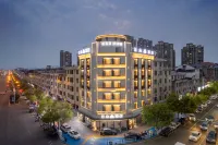 Cloud Hotel(Emerald Plaza Branch）