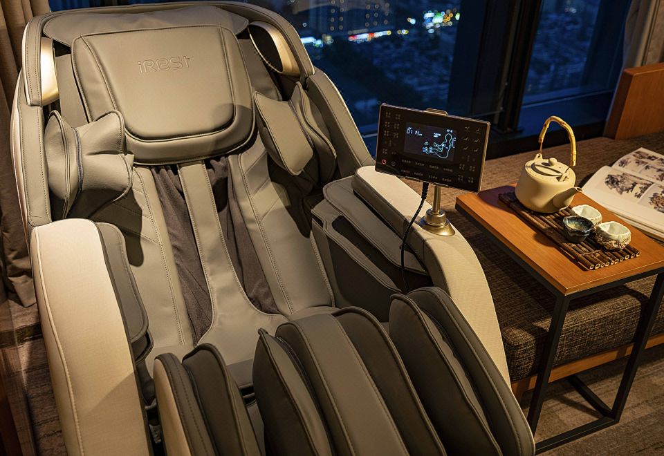 MASS舒緩零壓大床房（享用iRest豪華按摩椅）