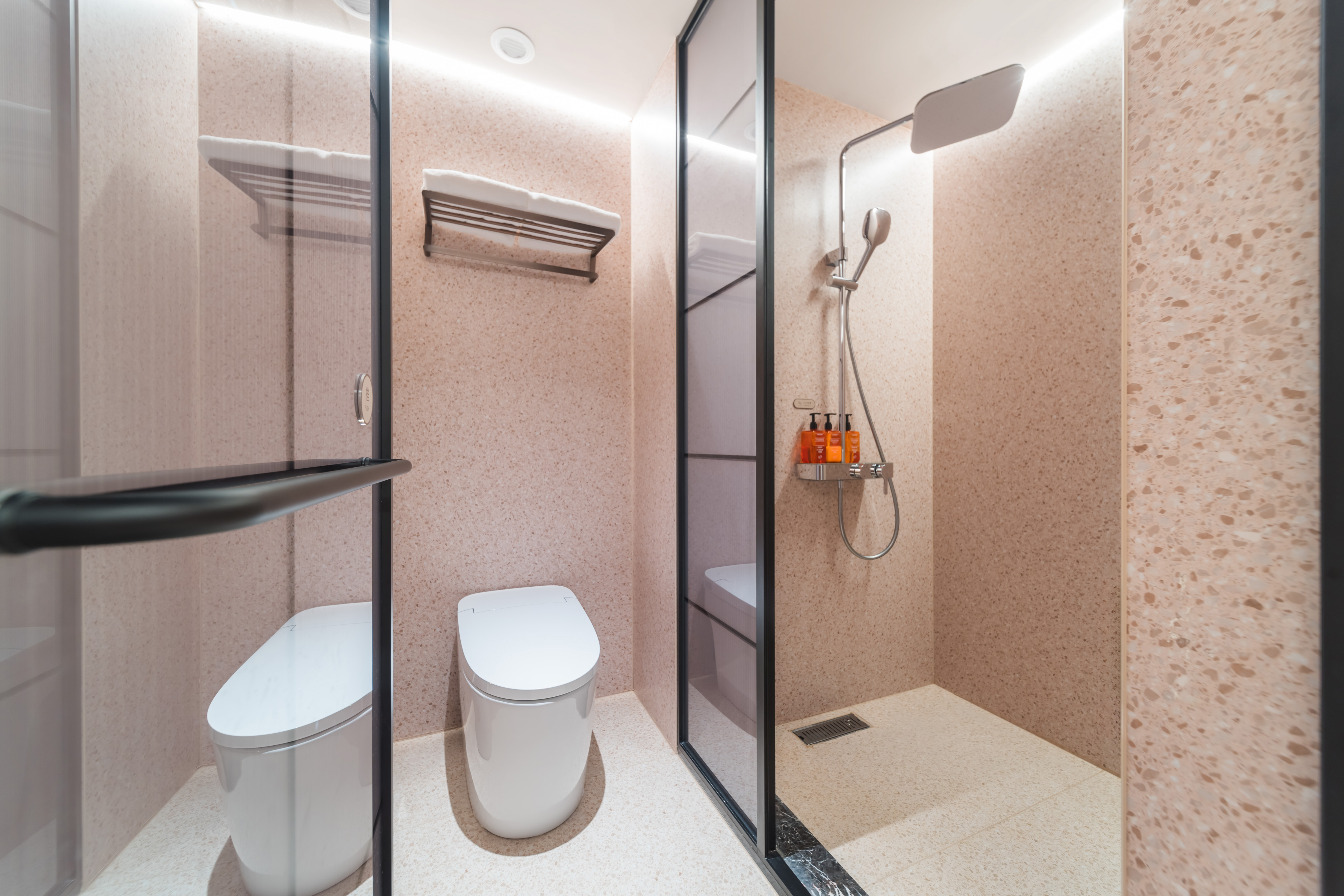 高級大床房（小冰箱+智能客控+電視投屏）