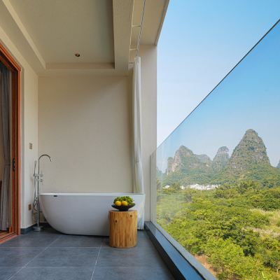 景緻陽台大床房 陽朔在水一方酒店優惠