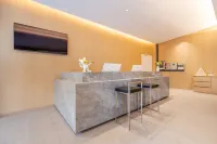 Qinyuan Tianya Haijiao Hotel
