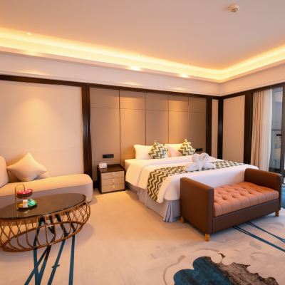 行政套房「180°高層江景•大會客廳•按摩浴缸」 恩平逸豪酒店優惠