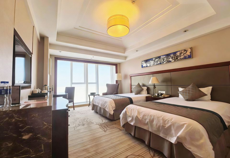 天际高级双床房