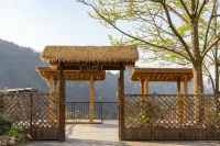 Yuezhu｜Peak Clouds & Arcadian Courtyard.Avatar Mountains ,3-min walk to the  Zhangjiajie Forest Park Hotels in 