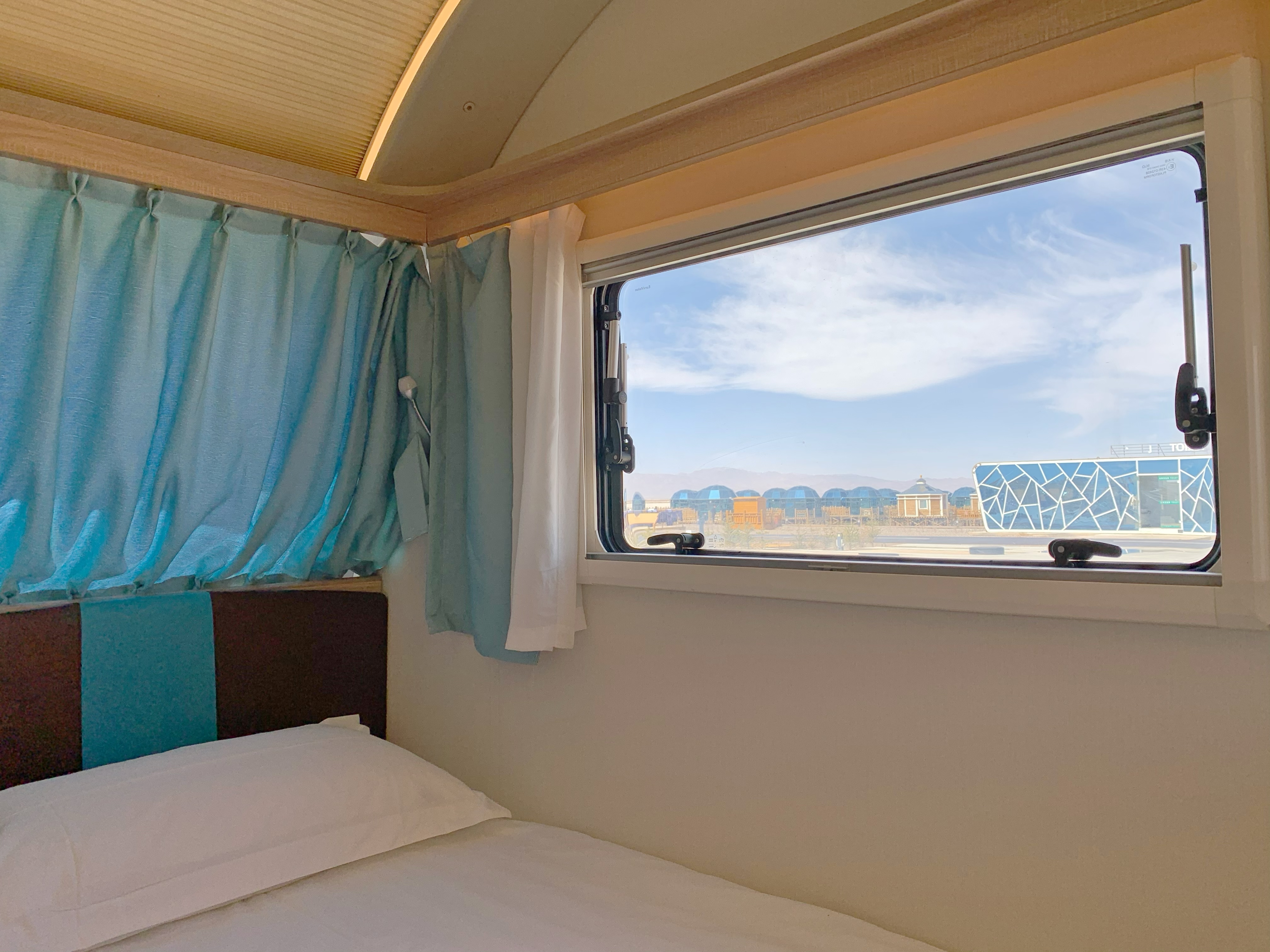 星湖秘境|房车供氧双床房-星空天幕