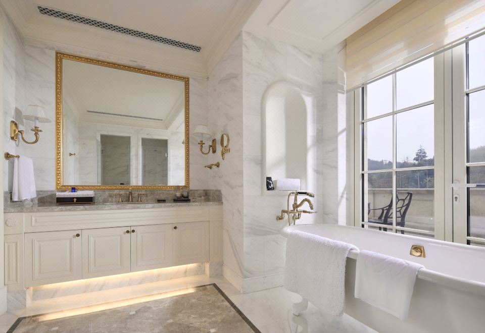 野奢主题房露营大床房