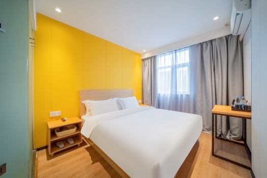 Pudding Select Hotel (Hangzhou Wulin Square Fengqi Road Jianguo North Road Metro Station Branch)