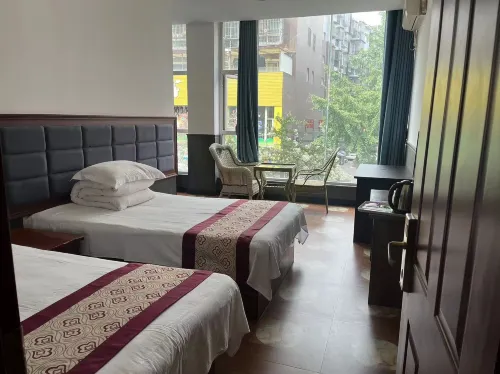 Mabian Xinshiji Inn