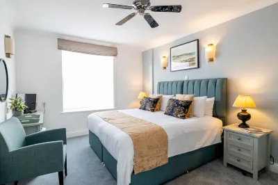 Saco Jersey - Merlin House Hotels in 