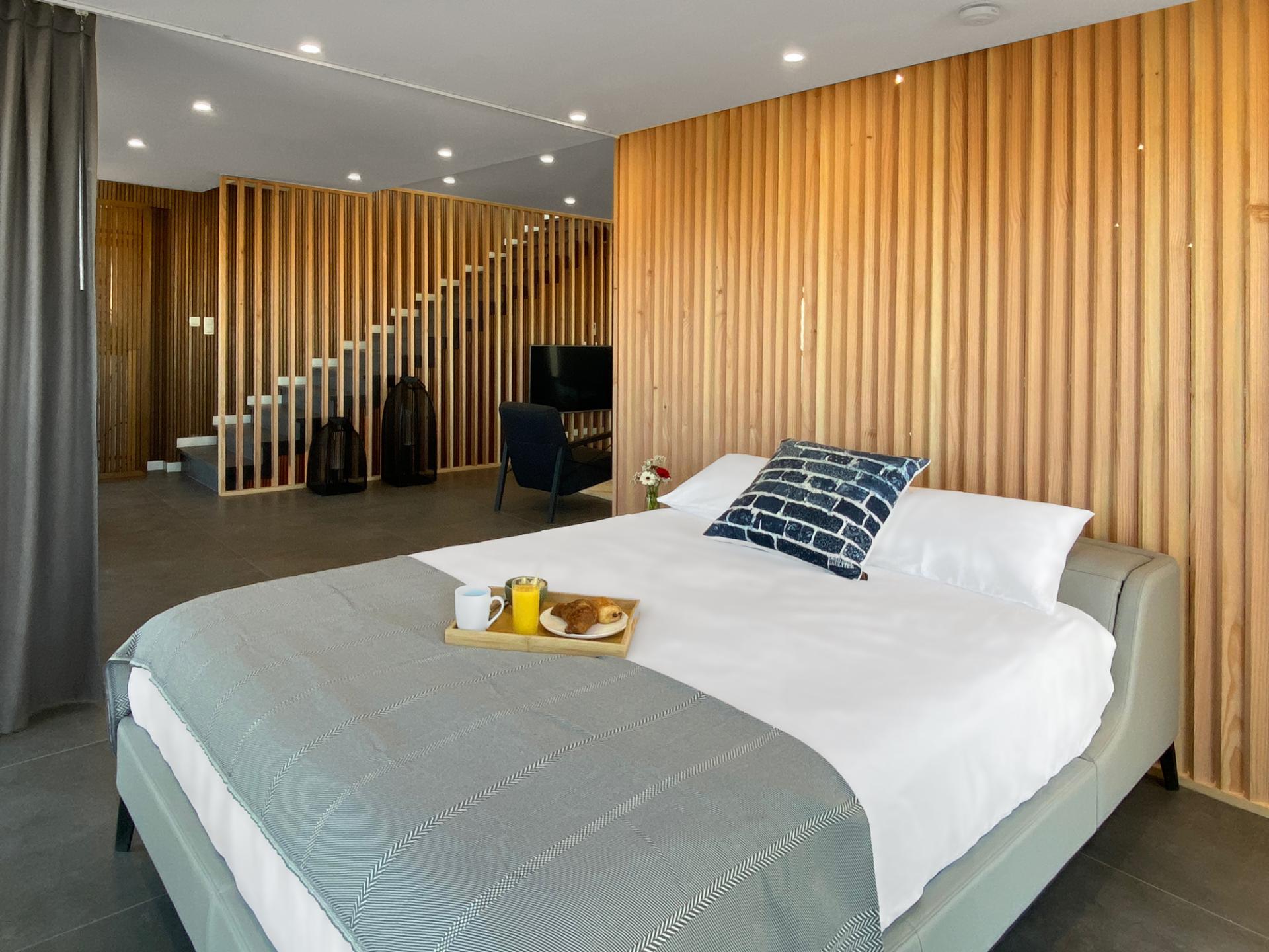 Villa MiramarCity Center Duplex Apartment