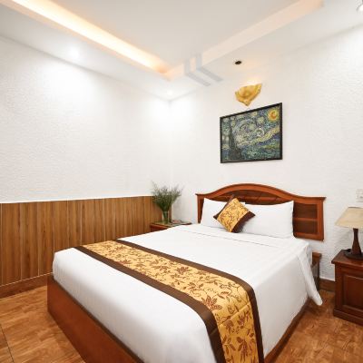 標準大床房 皇后飯店優惠