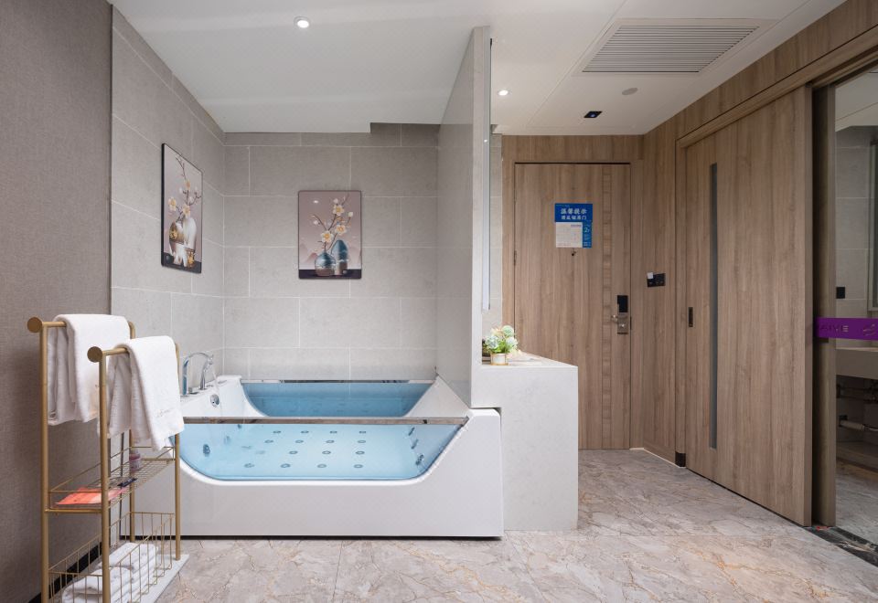 影院大床房（新风系统+零压床垫）