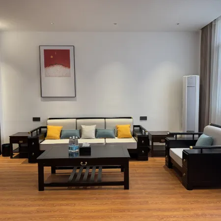 Colorful Changle Homestay