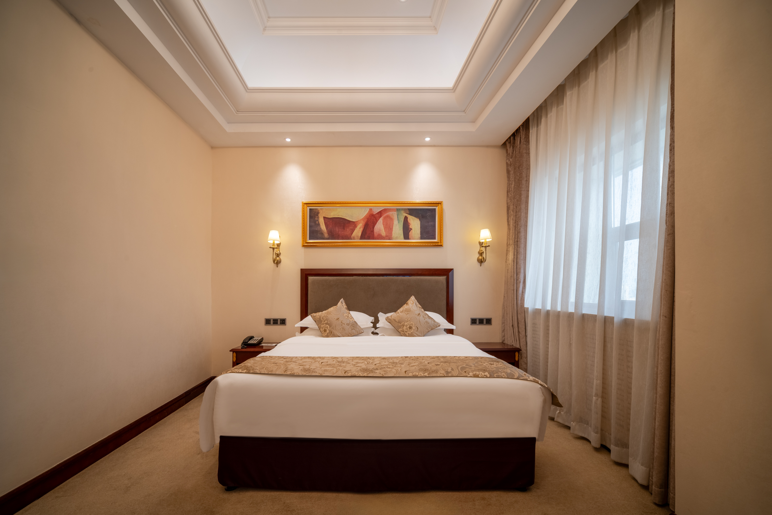 巴黎至尊豪華套房·靜謐會客廳·豪華浴缸·潤境加濕器