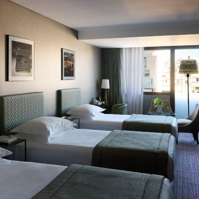 Panoramic 3 Single Classic Triple Room, City View