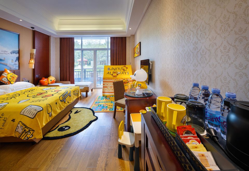 B.duck小黃鴨親子池畔房