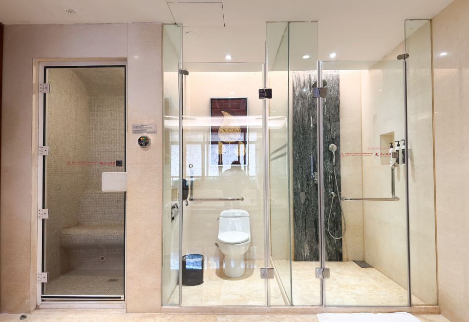 溫泉豪華套房（溫泉水+觀景大陽臺+超大浴缸+濕蒸房）