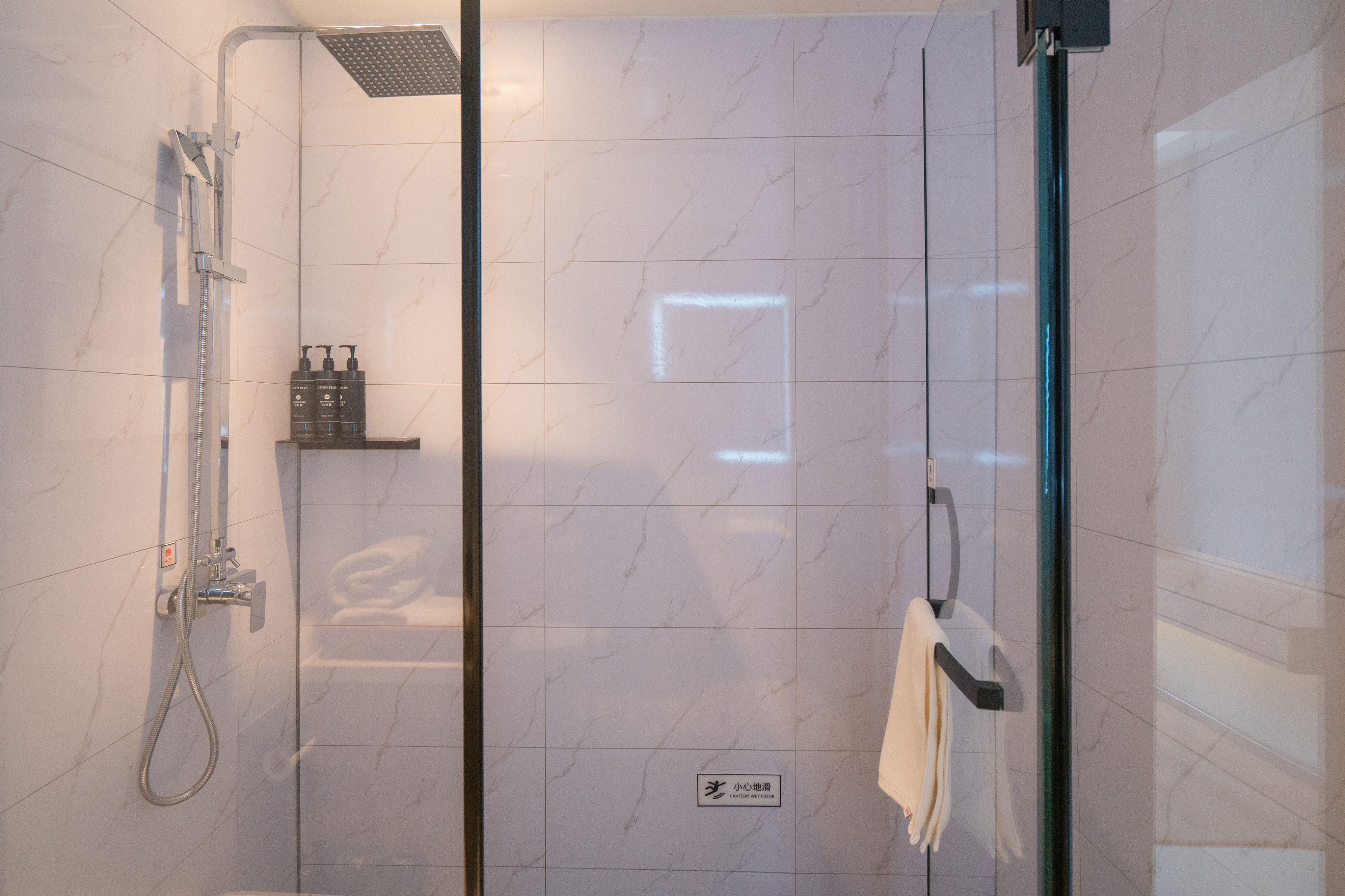 智能负氧离子双床房（智能语音客控+即开即饮净饮机）