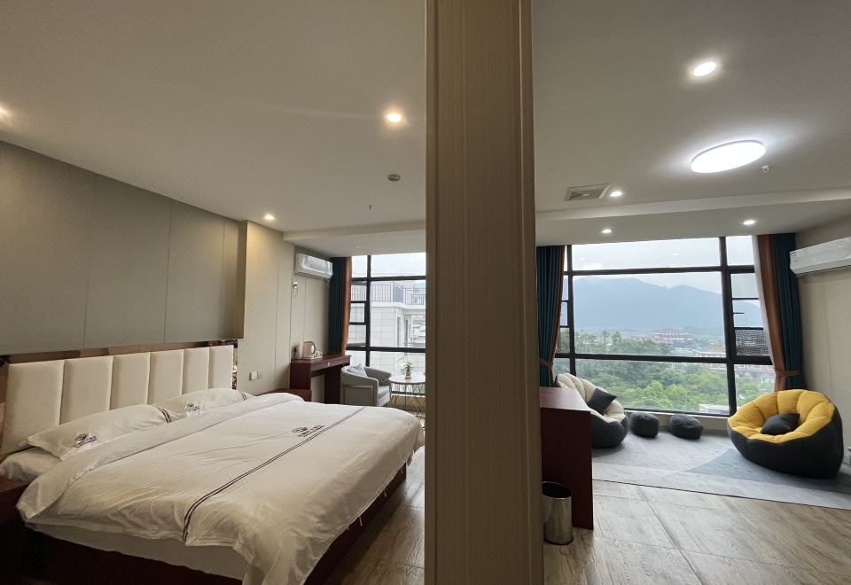 Xianhu Hotel Deluxe Family Suite