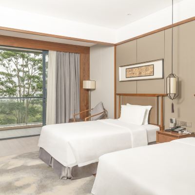 行政雙床房（落地窗帶獨立陽台） 深圳坪山格蘭雲天國際酒店優惠