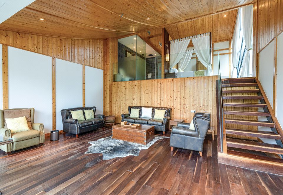 Chengdu Miaoxi Wild Luxury Resort HotelLoft - With View (Double Bed)