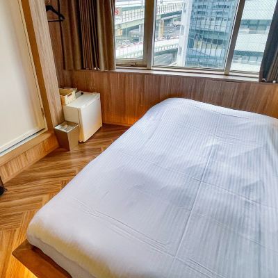 大床房（帶浴室） 本町東&AND青年旅館優惠