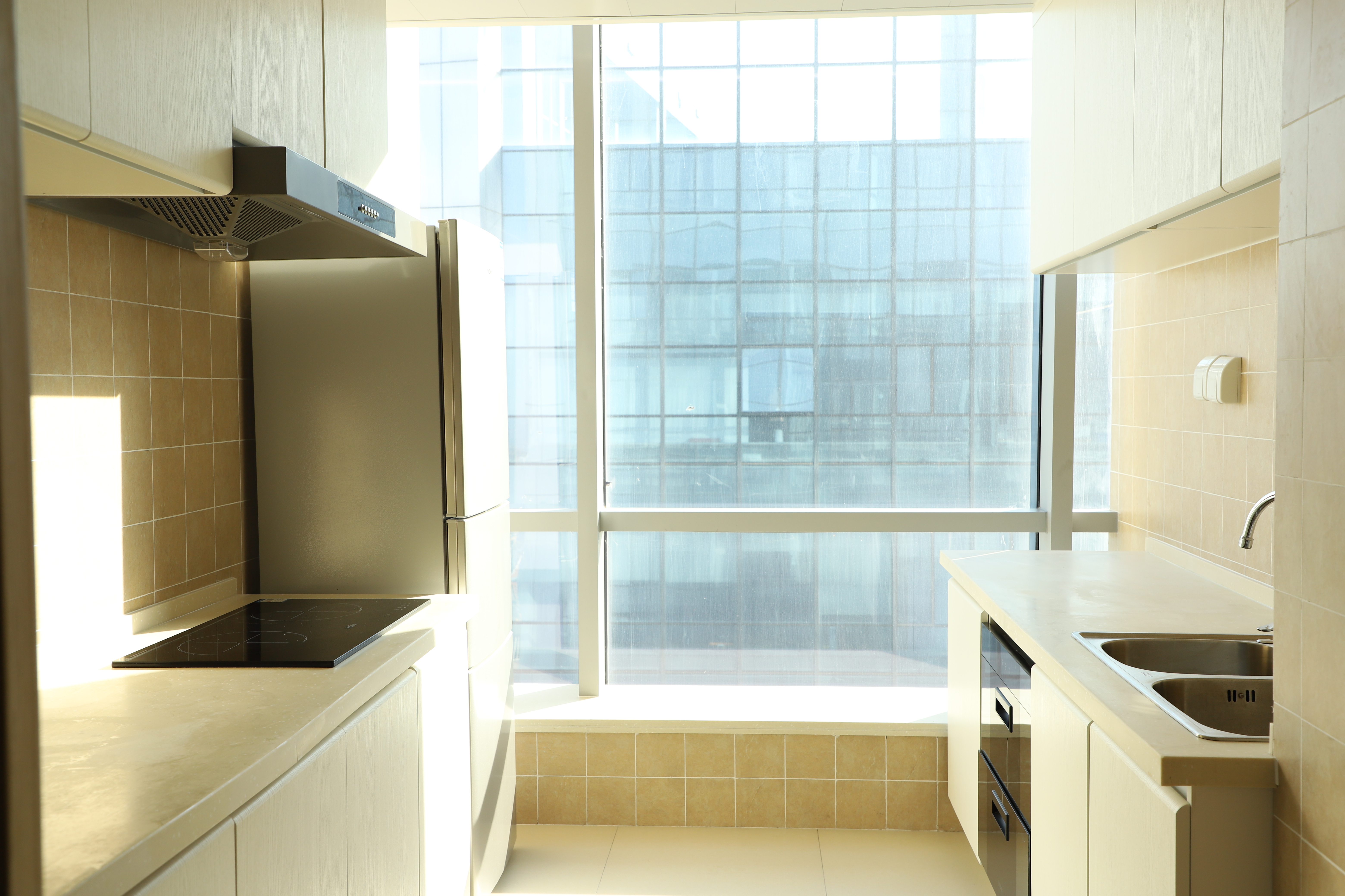 三卧套房（2张大床及2张单人床）