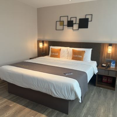 安心睡0壓大床房 如家精選飯店（北京東直門地鐵機場快軌站店）優惠