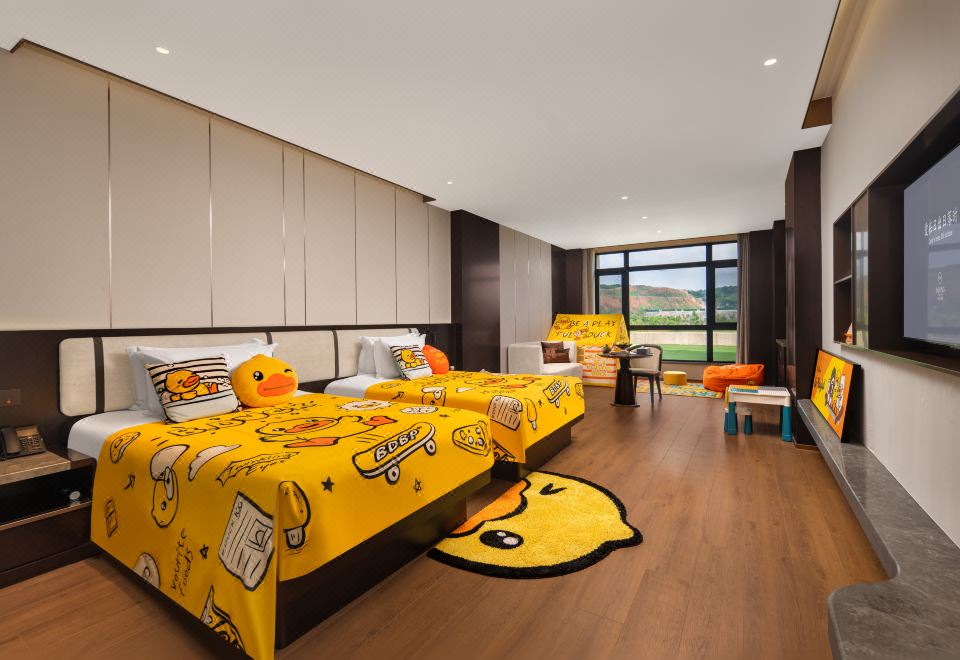 Yixing Inlong Narada Resort HotelB.Duck Theme Twin Room 