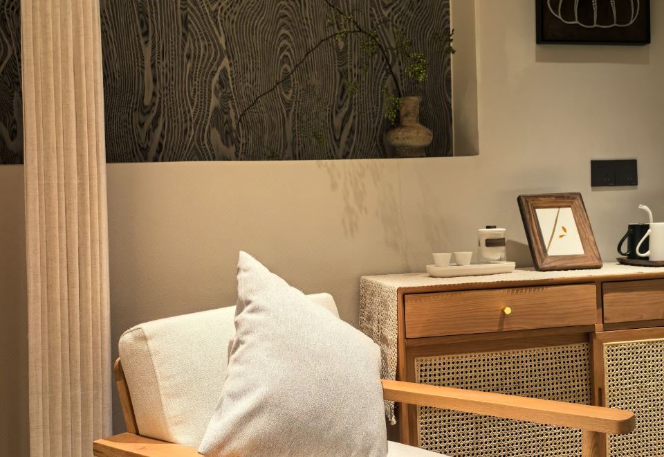 二郎巷·投影大床房