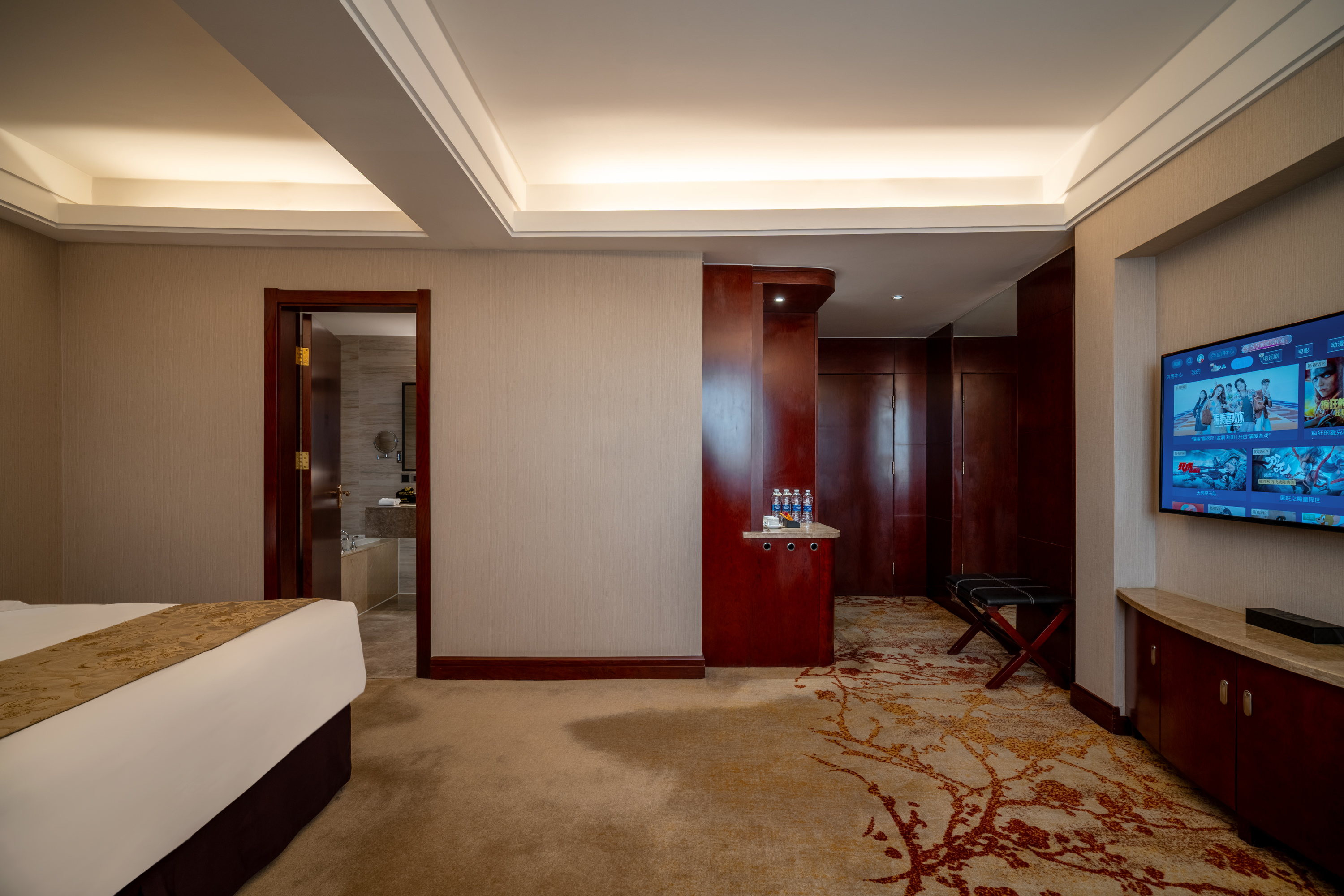 巴黎寬悅城景大床房·豪華浴缸·潤境加濕器