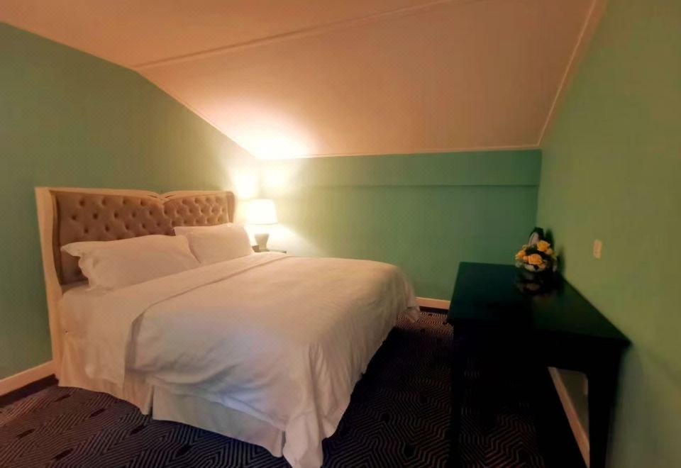 度假复式私汤家庭房