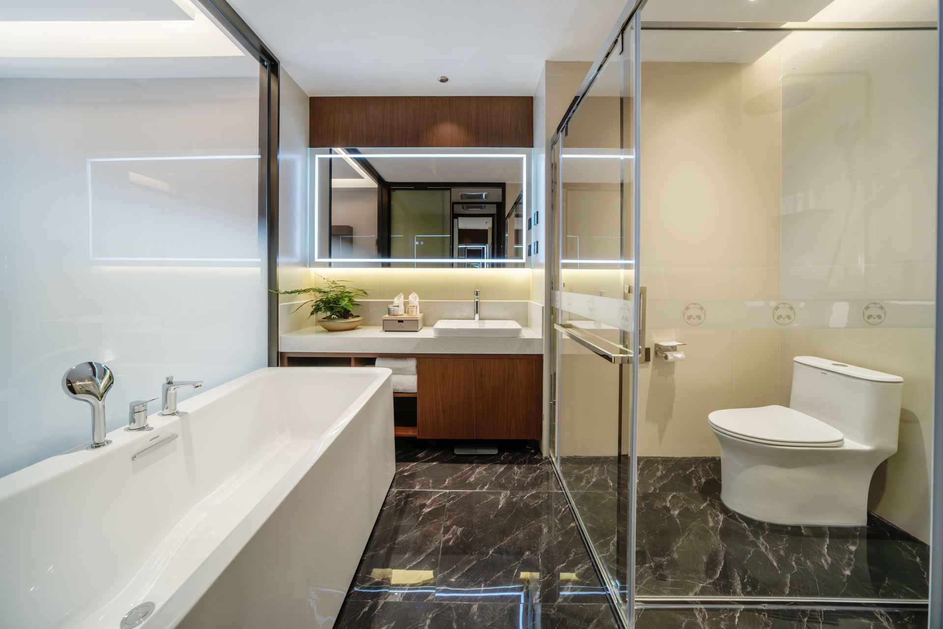 Business Queen Room