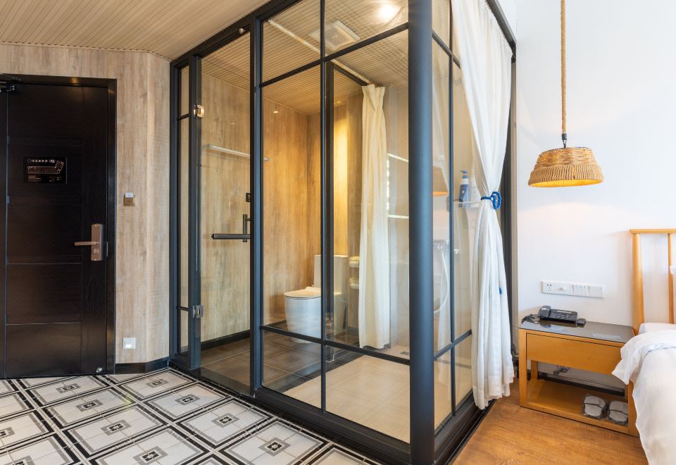 木寄舒適大床房（帶浴缸）