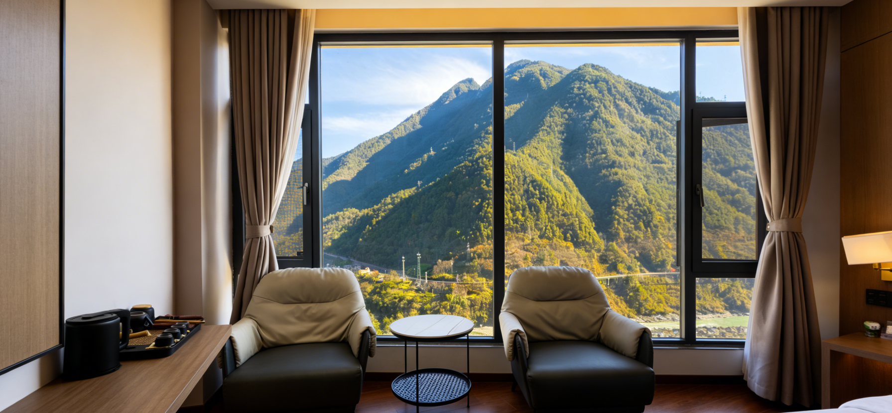 清江荡·山环水绕丨景观大床房