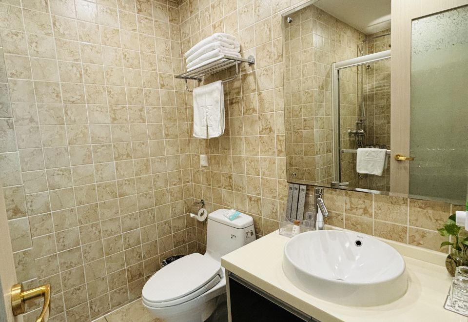 豪華大床房【靜謐舒適+品質洗護+乾濕分離+落地景】