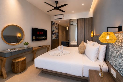 Assana Seaview Suites | 1 min Doorstep to Beachfront (Pantai Cenang & Pantai Tengah), Langkawi