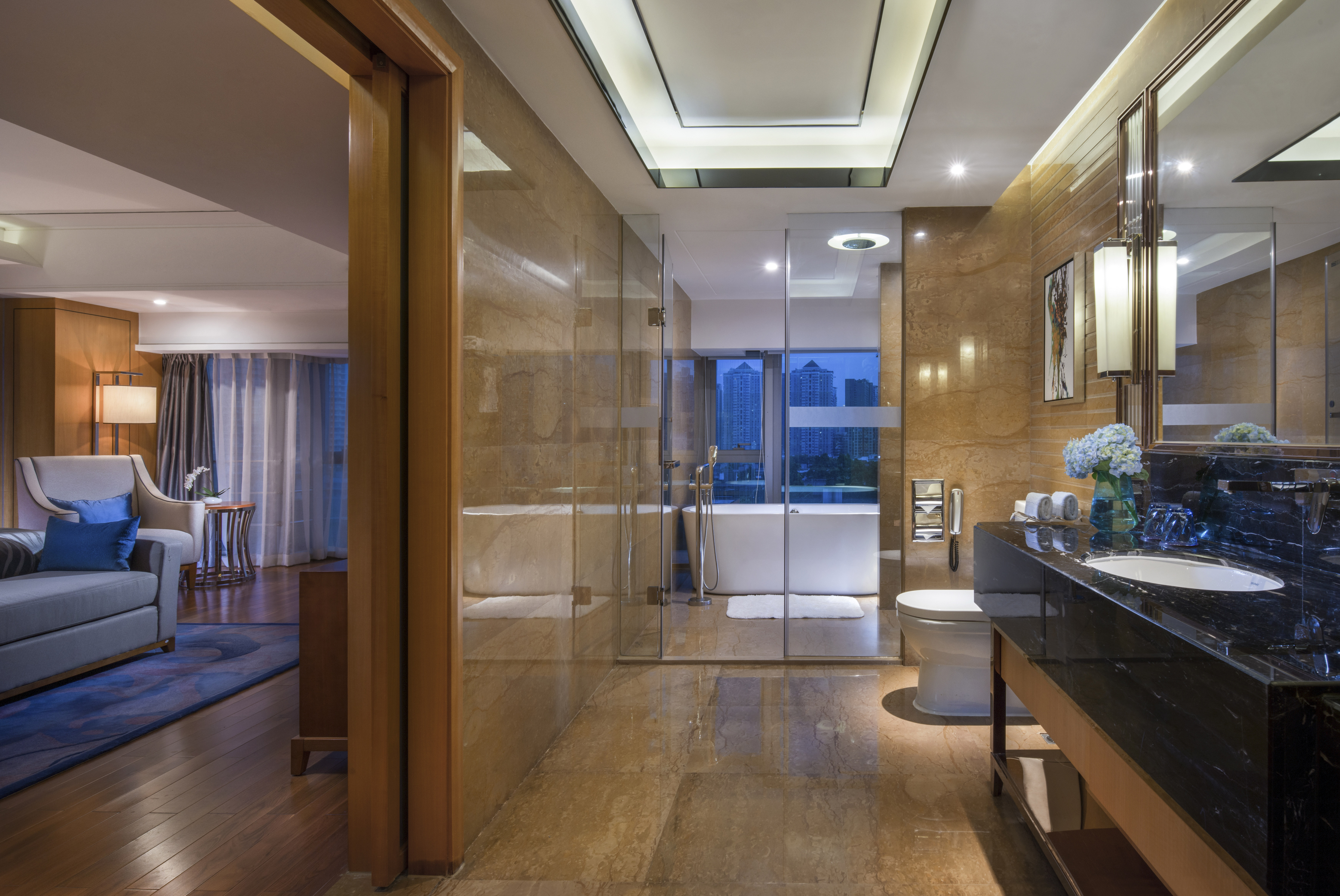 Sentosa Hotel shenzhen(Taoyuan Branch Store)VR4D Deluxe King Room