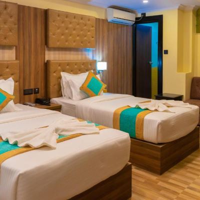 Deluxe Twin Room With Air Conditioning