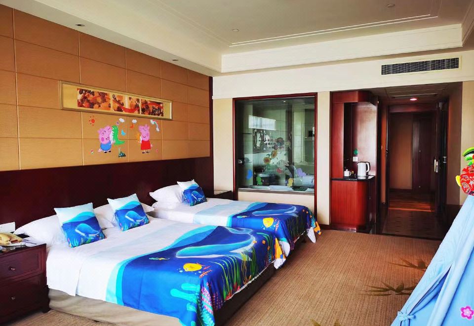 Yixing Bamboos International Conference CenterComfortable Family Room For Parents And Children - Always Together, Full Of Joy