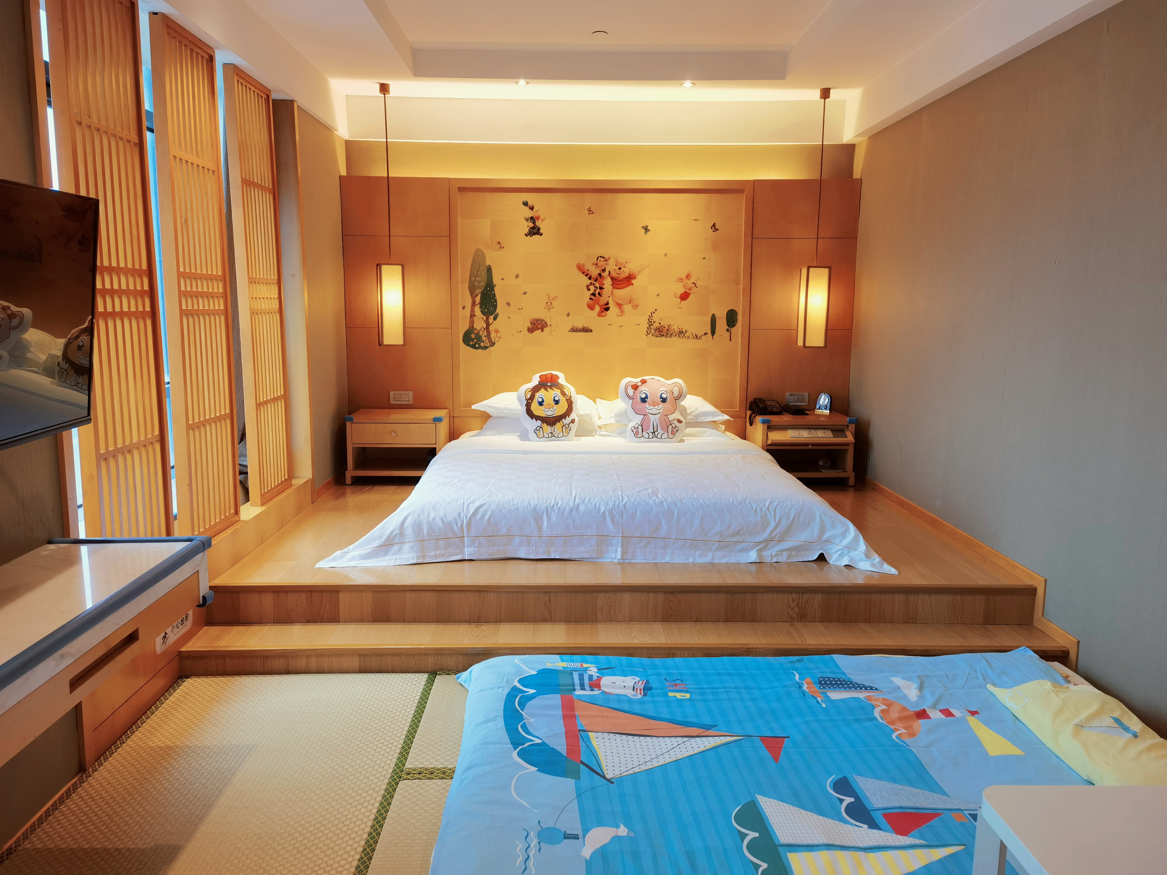 榻榻米親子房（1大床1小床+室內親子樂園+IMAX影院）